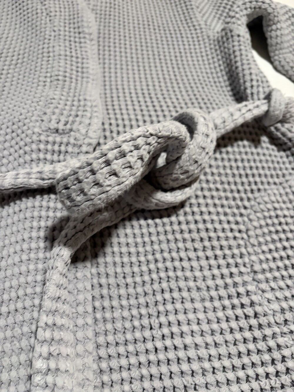 Brooklinen Dreamweave Waffle Knit Robe Light Gray Cotton Belted Spa Bathrobe - Picture 2 of 5